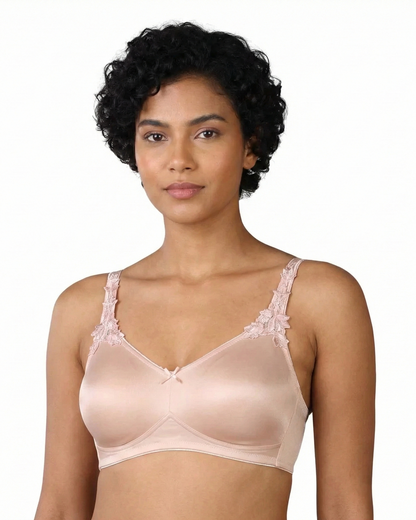 Triumph 100/300 Minimizer Non-Padded Non-Wired Big Cup Bra for Slimmer Look, Full Coverage & All-Day Comfort Neutral Beige