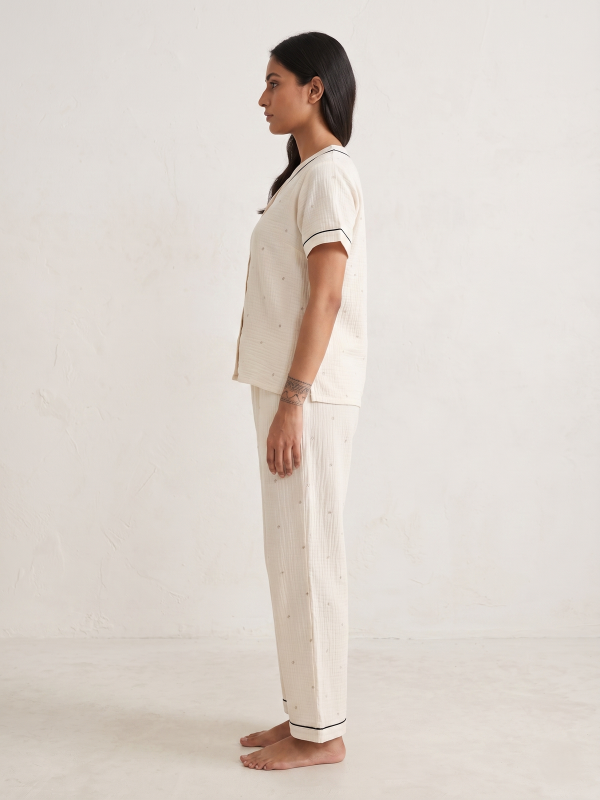 Fablush Women’s Front Open Nightsuit | Cotton Blend Woven Soft Sleepwear | FB17032 Off White Print